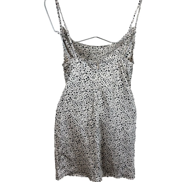 Forever 21 dress - Picture 2 of 4